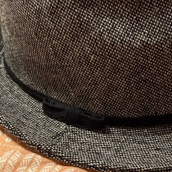 Nine West Stylish Gray Fedora Hat - Picture 4 of 5